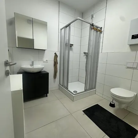 Freudenberger Zv 아파트 *